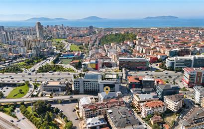 MALTEPE'DE E5 YAN YOL ÜZERİNDE 3.500 M2 SIFIR KİRALIK PLAZA