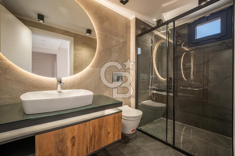 ÇANDARLI BİMEYKO'DA ADA MANZARALI SATILIK TRİPLEKS VİLLA
