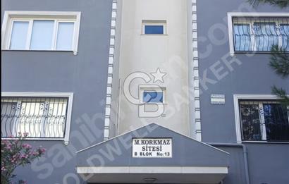 İzmir Bayraklı Postacılar'da Site İçinde Ebeveyn Banyolu 3+1