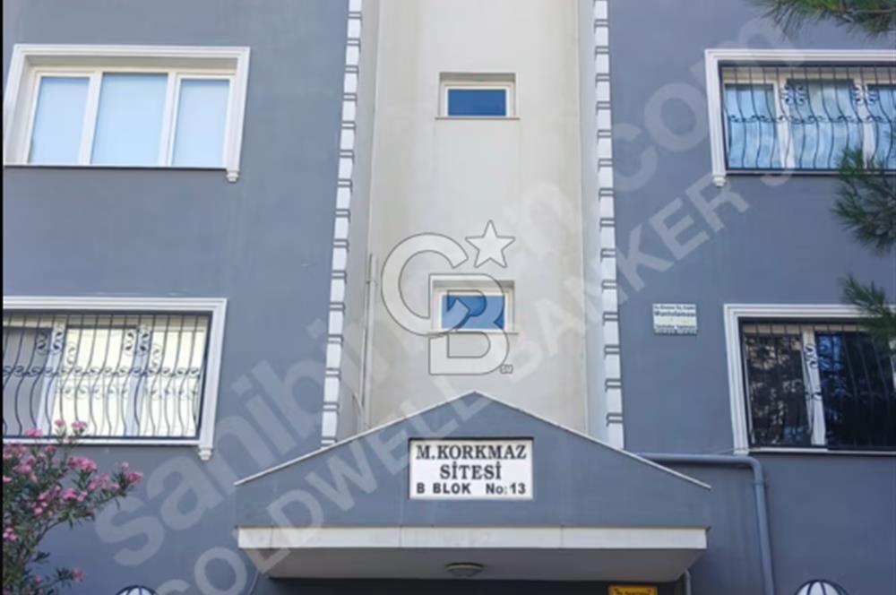 İzmir Bayraklı Postacılar'da Site İçinde Ebeveyn Banyolu 3+1