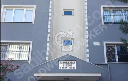 İzmir Bayraklı Postacılar'da Site İçinde Ebeveyn Banyolu 3+1