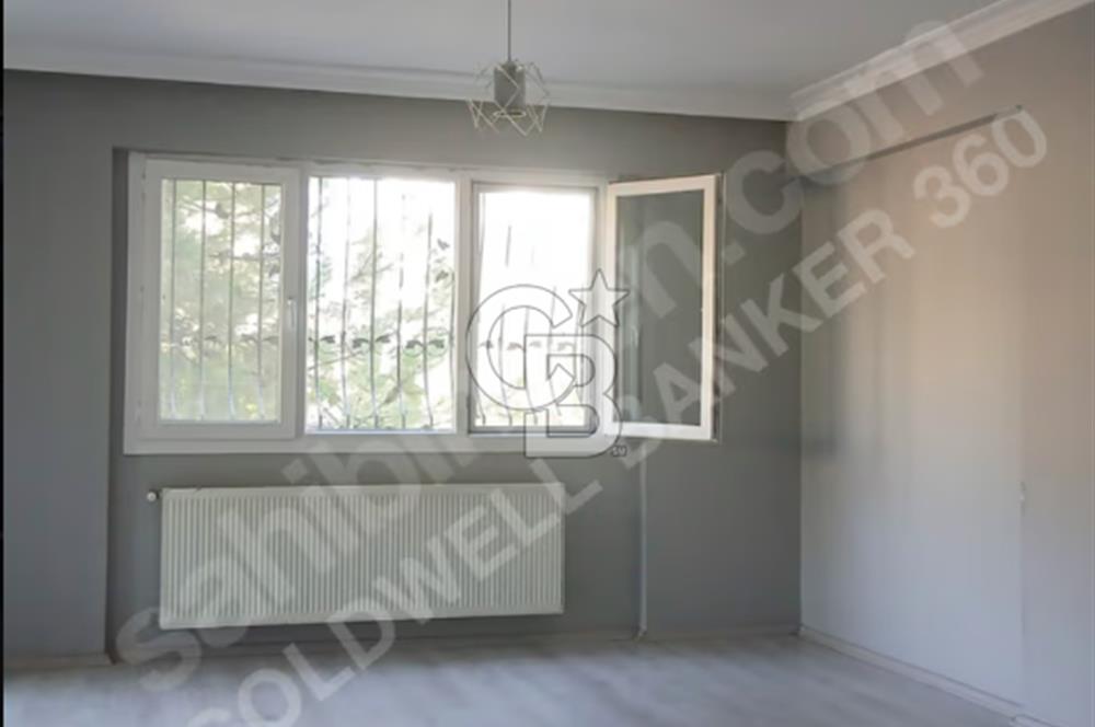 İzmir Bayraklı Postacılar'da Site İçinde Ebeveyn Banyolu 3+1
