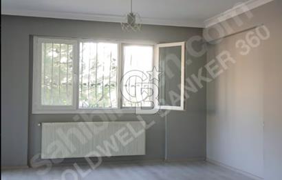 İzmir Bayraklı Postacılar'da Site İçinde Ebeveyn Banyolu 3+1