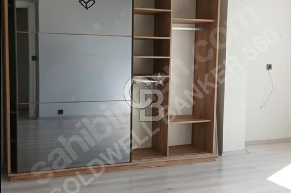 İzmir Bayraklı Postacılar'da Site İçinde Ebeveyn Banyolu 3+1