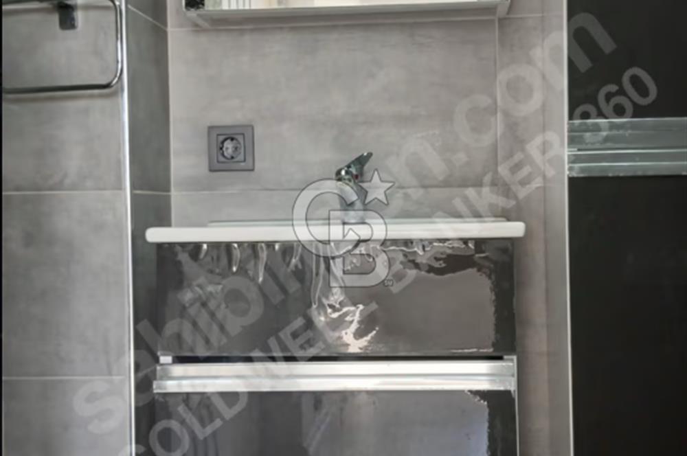 İzmir Bayraklı Postacılar'da Site İçinde Ebeveyn Banyolu 3+1