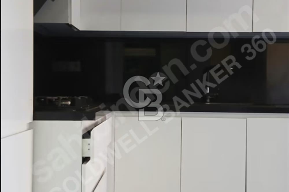İzmir Bayraklı Postacılar'da Site İçinde Ebeveyn Banyolu 3+1