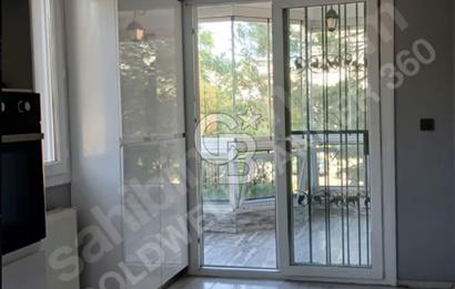 İzmir Bayraklı Postacılar'da Site İçinde Ebeveyn Banyolu 3+1