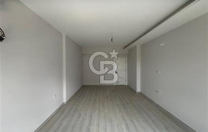 İzmir Bayraklı'da Cadde Üzeri Köşe Konum Kiralık 3+1 Daire
