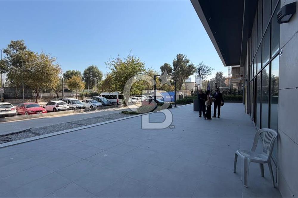 Nava Konak Projesinde Geniş Cepheli Kiralık Mağaza Ticari &Alan