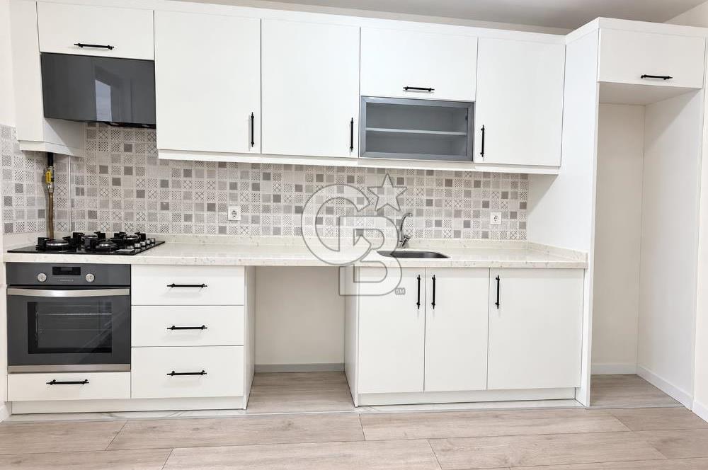 TUZLA İSTASYONDA YENİ SİTE 3+1 98 m2 4.KAT FERAH DAİRE