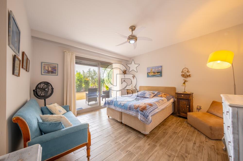 DEMİRCİLİ’DE 540 m² ARSA İÇERİSİNDE, 250 m² KULLANIM ALANLI VİLLA