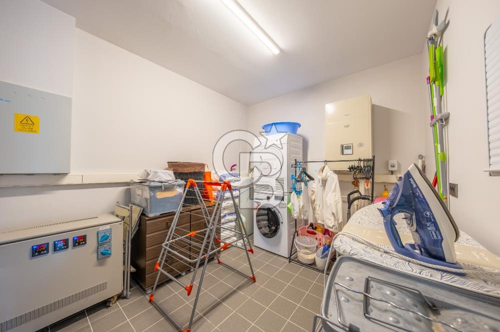 DEMİRCİLİ’DE 540 m² ARSA İÇERİSİNDE, 250 m² KULLANIM ALANLI VİLLA