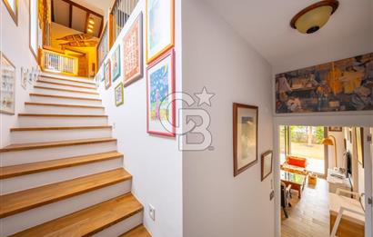 DEMİRCİLİ’DE 540 m² ARSA İÇERİSİNDE, 250 m² KULLANIM ALANLI VİLLA