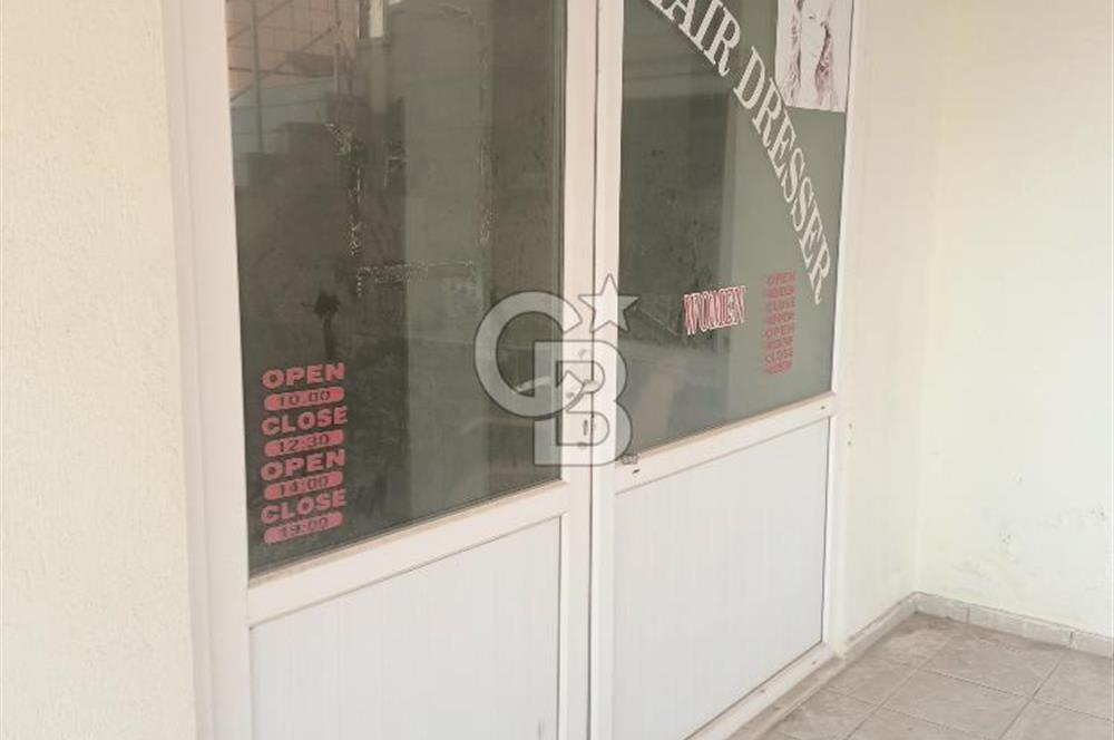 Hisarda satılık hamam havuzlu site içerisinde 