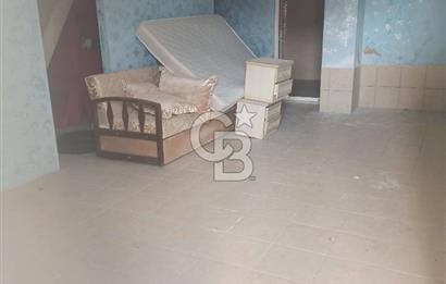 Hisarda satılık hamam havuzlu site içerisinde 