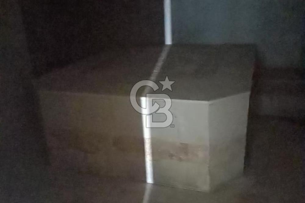 Hisarda satılık hamam havuzlu site içerisinde 