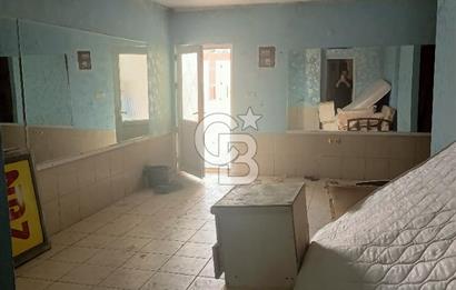 Hisarda satılık hamam havuzlu site içerisinde 