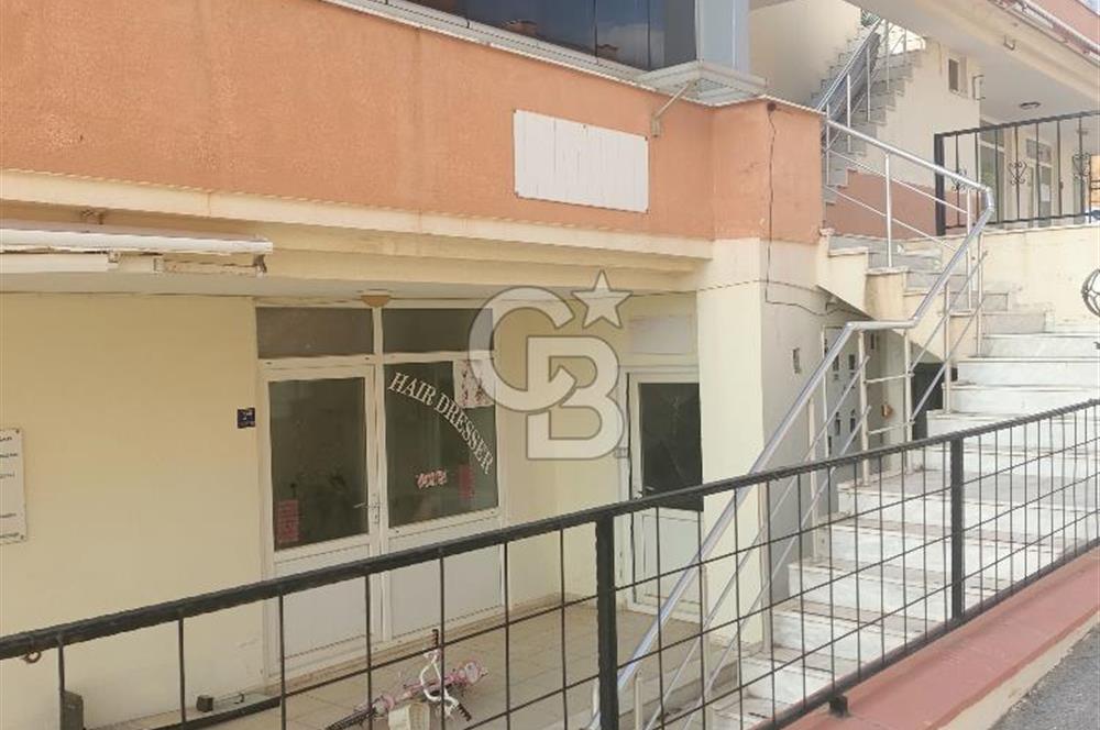Hisarda satılık hamam havuzlu site içerisinde 