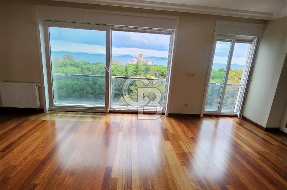 Caddebostan Sahilde muhteşem manzaral 3+1 kiralık Daire