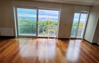 Caddebostan Sahilde muhteşem manzaral 3+1 kiralık Daire