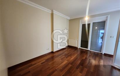 Caddebostan Sahilde muhteşem manzaral 3+1 kiralık Daire