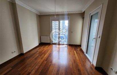Caddebostan Sahilde muhteşem manzaral 3+1 kiralık Daire