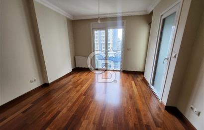 Caddebostan Sahilde muhteşem manzaral 3+1 kiralık Daire