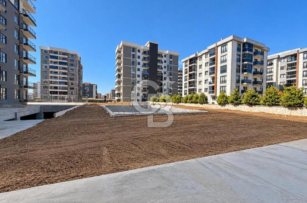 Focus Life - Havuz-Kapalı Otopark-Sosyal Alan Satılık 1+1 Daire