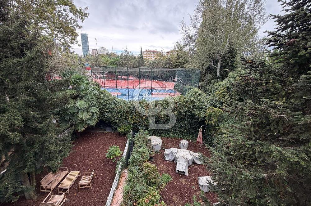 Akatlar'da Satılık 3+2 Dubleks Villa, 140m², Bahçeli, Otoparklı