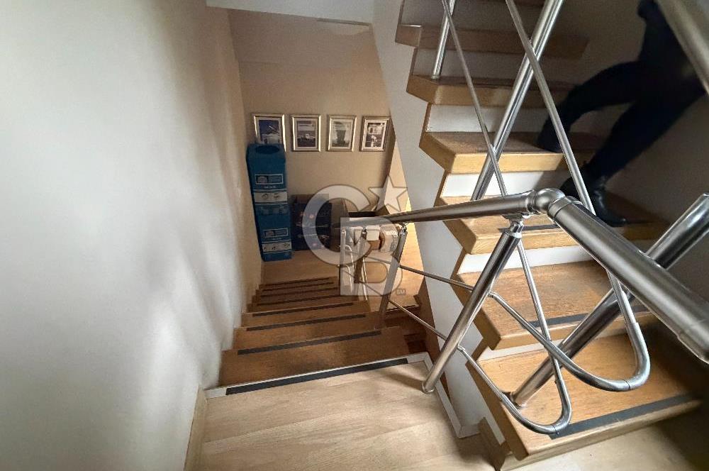 Akatlar'da Satılık 3+2 Dubleks Villa, 140m², Bahçeli, Otoparklı