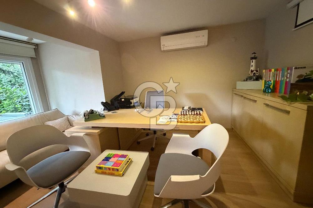 Akatlar'da Satılık 3+2 Dubleks Villa, 140m², Bahçeli, Otoparklı