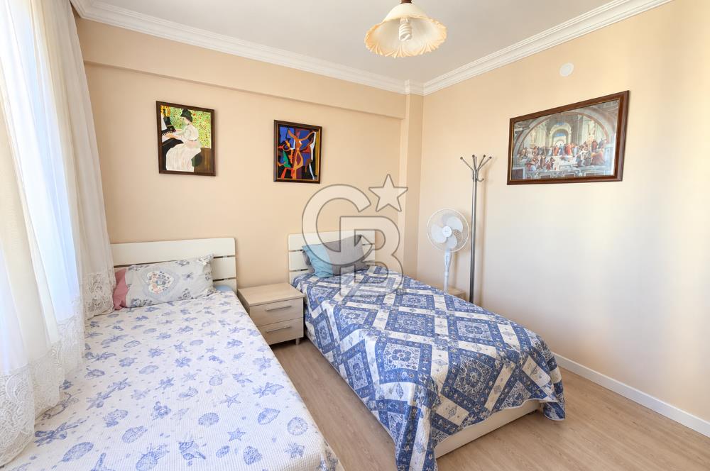 Çiğli Satılık 3+1  Daire Geniş Ferah  Şirak Apartmanında
