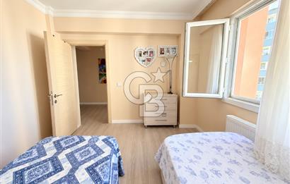 Çiğli Satılık 3+1  Daire Geniş Ferah  Şirak Apartmanında
