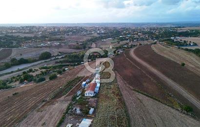 İSTANBUL SİLİVRİ AKÖREN' DE SATILIK YOLA CEPHELİ, GENİŞ ARAZİ