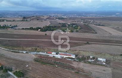 İSTANBUL SİLİVRİ AKÖREN' DE SATILIK YOLA CEPHELİ, GENİŞ ARAZİ