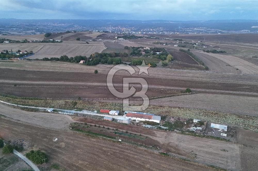 İSTANBUL SİLİVRİ AKÖREN' DE SATILIK YOLA CEPHELİ, GENİŞ ARAZİ