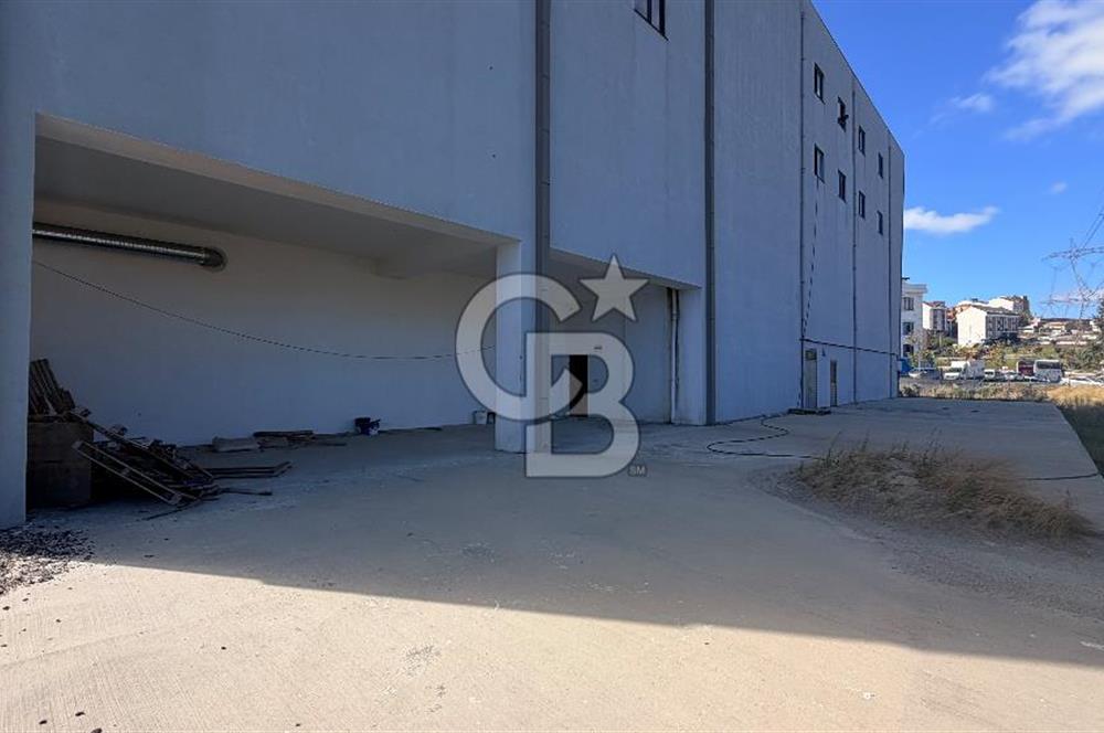 500 M2 KAPALI 500 M2 AÇIK ALANLI ZEMİN KAT FABRİKA