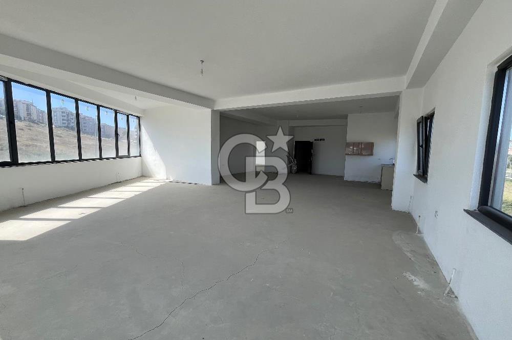 500 M2 KAPALI 500 M2 AÇIK ALANLI ZEMİN KAT FABRİKA
