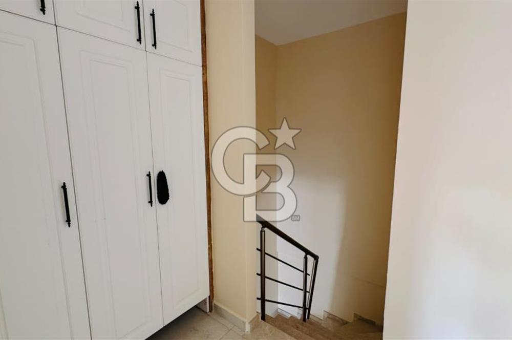 Foça Hacıveli Mah. Kiralık 3+1 Bahçeli Dubleks