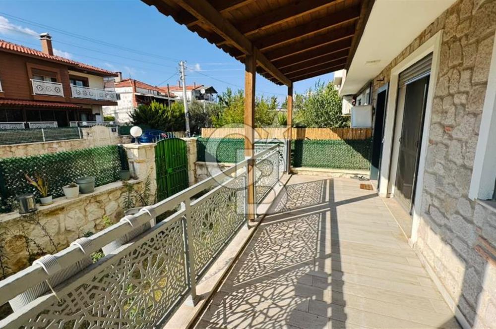Foça Hacıveli Mah. Kiralık 3+1 Bahçeli Dubleks