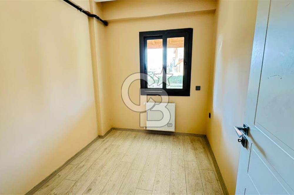 Foça Hacıveli Mah. Kiralık 3+1 Bahçeli Dubleks