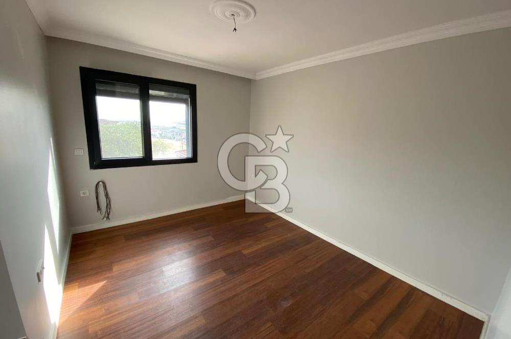 Foça Bağarası Kazım Dirik Mah. Kiralık 2+1 Daire