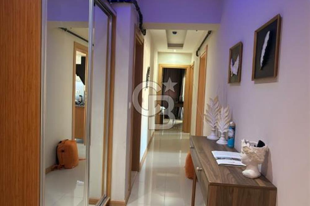 ÇİĞLİ HARMANDALI'NDA HAVUZLU SİTE İÇERİSİNDE FERAH VE KULLANIŞLI 2+1 DAİRE