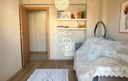 ÇİĞLİ HARMANDALI'NDA HAVUZLU SİTE İÇERİSİNDE FERAH VE KULLANIŞLI 2+1 DAİRE