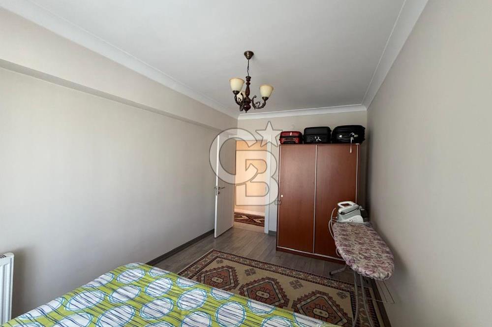 ELVAN MAHALLESİ KENT MEYDANI KARŞISI ARA KAT SATILIK GENİŞ DAİRE