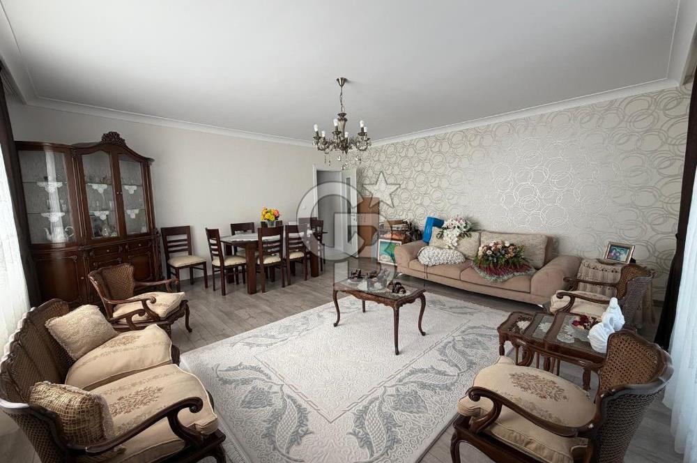 ELVAN MAHALLESİ KENT MEYDANI KARŞISI ARA KAT SATILIK GENİŞ DAİRE