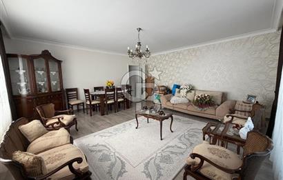 ELVAN MAHALLESİ KENT MEYDANI KARŞISI ARA KAT SATILIK GENİŞ DAİRE