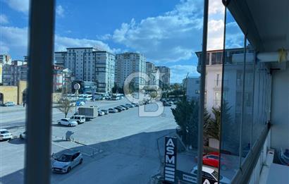ELVAN MAHALLESİ KENT MEYDANI KARŞISI ARA KAT SATILIK GENİŞ DAİRE