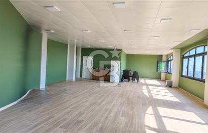 Kartal'da Deniz,Adalar ve Şehir Manzaralı Komple Bina