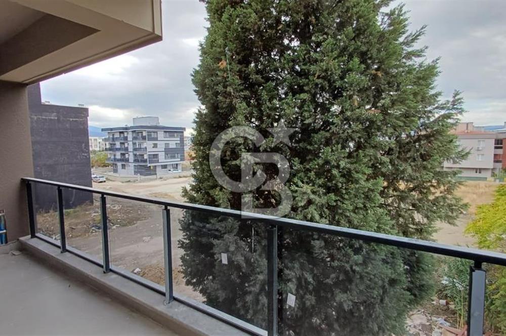 MANİSA MURADİYE'DE HAVUZLU GENİŞ YOL CEPHE MANZARALI SATILIK 1+1 DAİRE 
